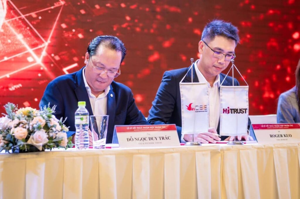Ngày 28/8, trước thềm Hội nghị FIDO Châu Á - Thái Bình Dương 2023 (FIDO APAC Summit 2023) lần đầu tiên được tổ chức tại Việt Nam, VinCSS đã chính thức ký kết hợp tác cùng HiTRUST.