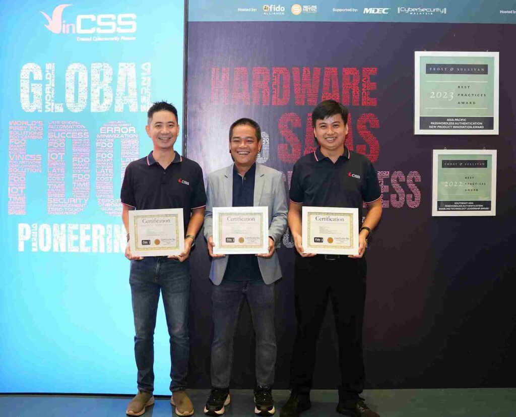 VinCSS IoT Security Team's representatives
